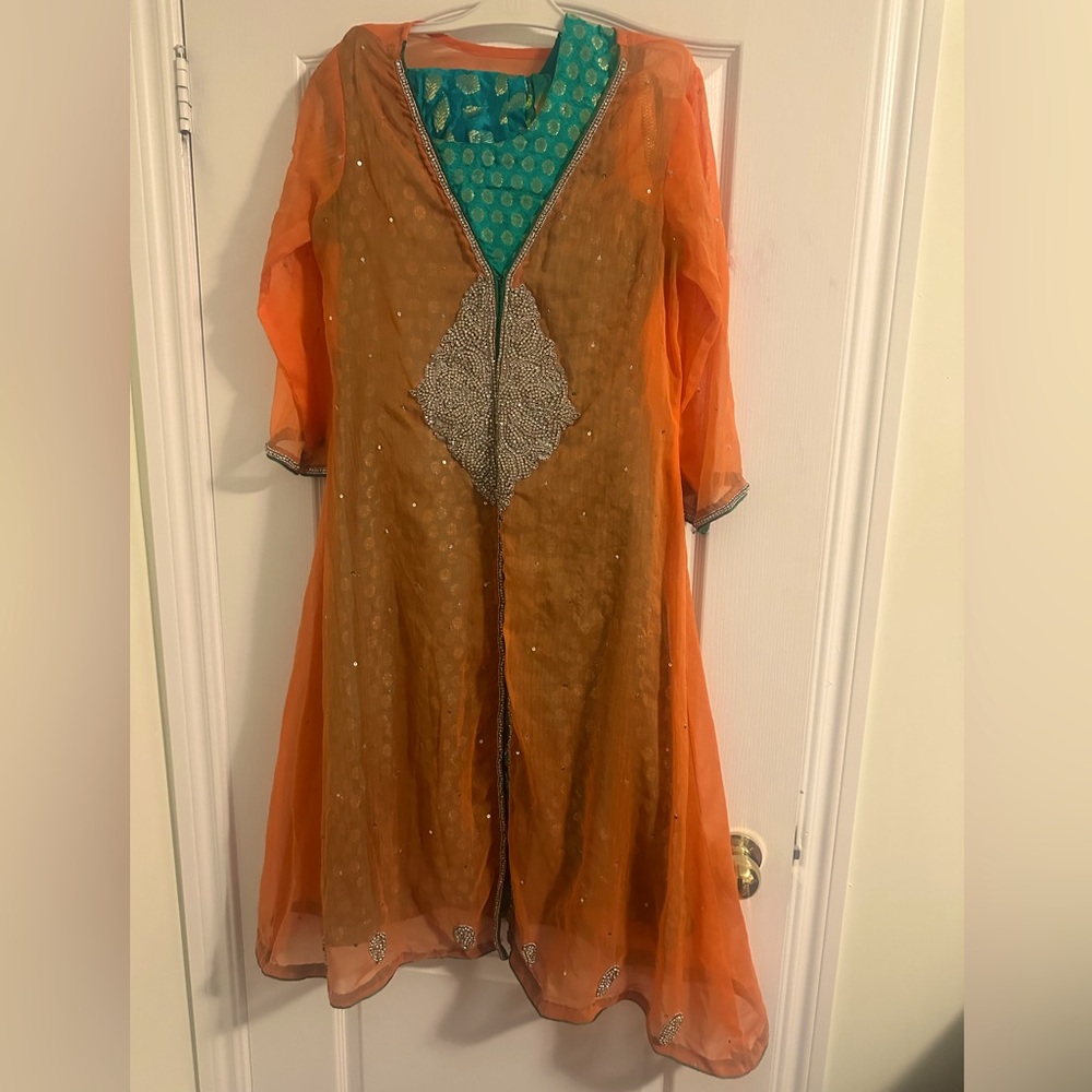 Pakistani Mehndi Dress